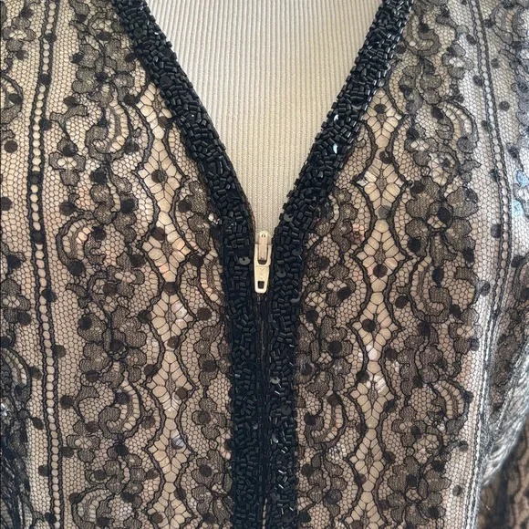 Elegant Black Lace Women's Top ( Vintage ) - Picture 5 of 11
